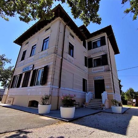 Hotel San Valentino Bašanija Zewnętrze zdjęcie